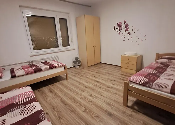 Kiara Rooms